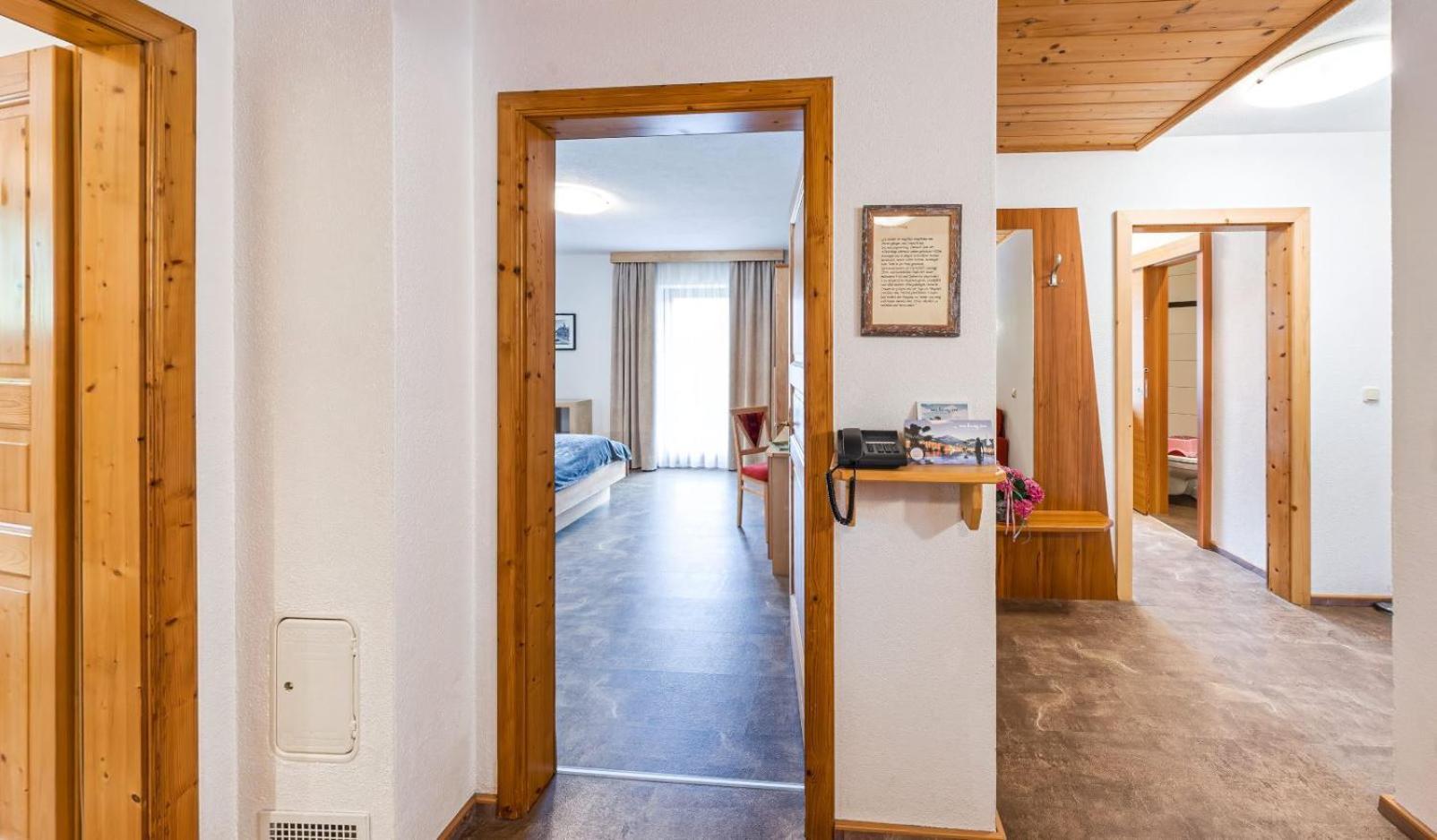 Appartements Am Burgsee Ladis Eksteriør bilde