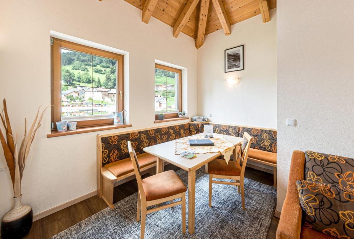 Appartements Am Burgsee Ladis Eksteriør bilde
